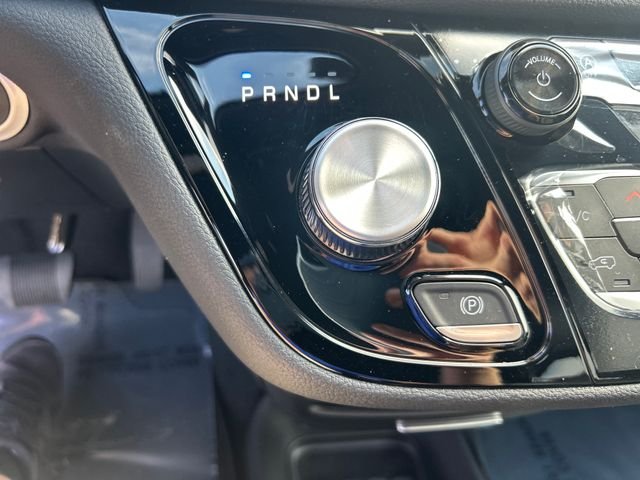 2026 Chrysler Pacifica Select - Photo 23