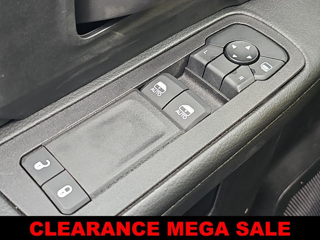 2025 RAM 3500 Chassis Tradesman - Photo 28