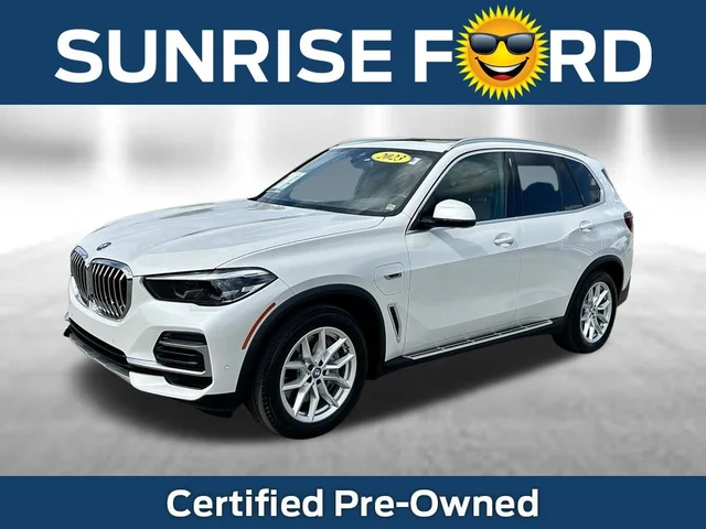 2023 BMW X5 xDrive45e