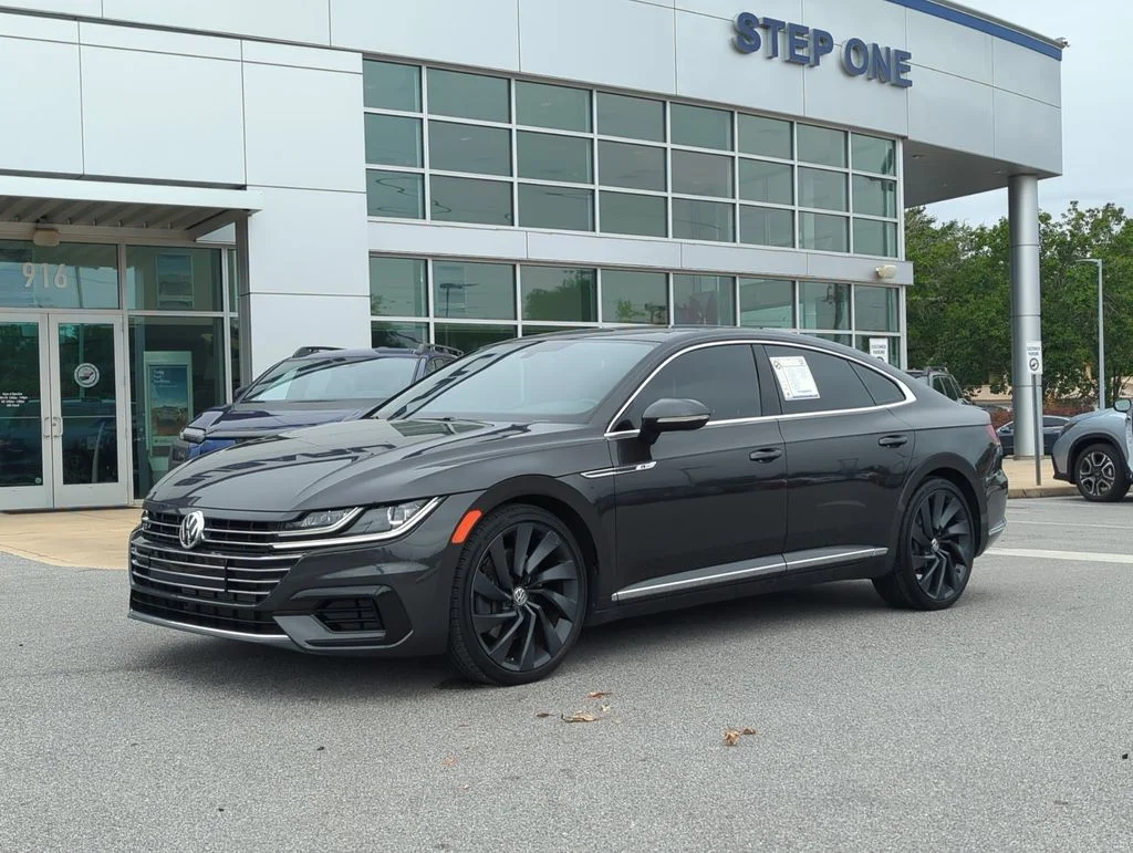 2020 Volkswagen Arteon SEL R-Line's photo