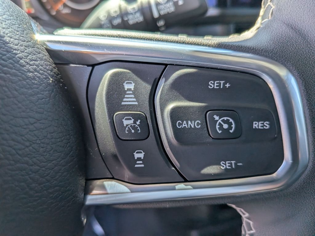 2025 Jeep Wrangler 4-Door Sahara - Photo 20