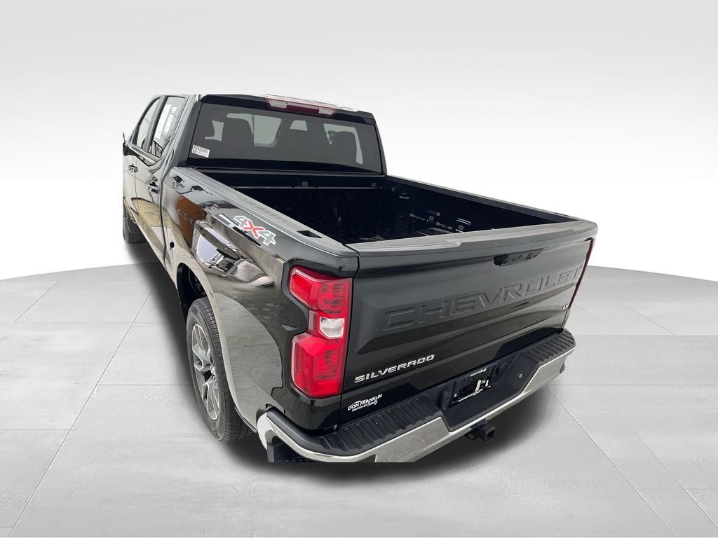 Used 2024 Black Chevrolet LT image 4