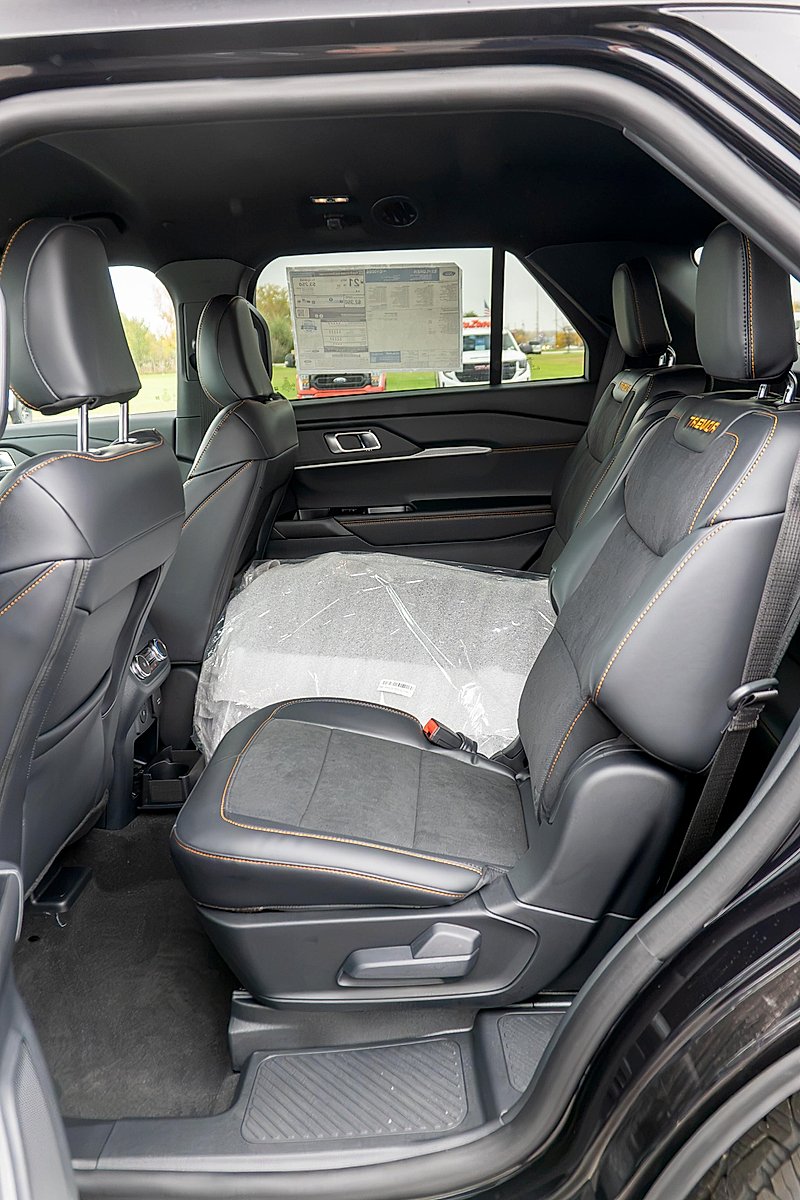 2026 Ford Explorer Tremor - Photo 10