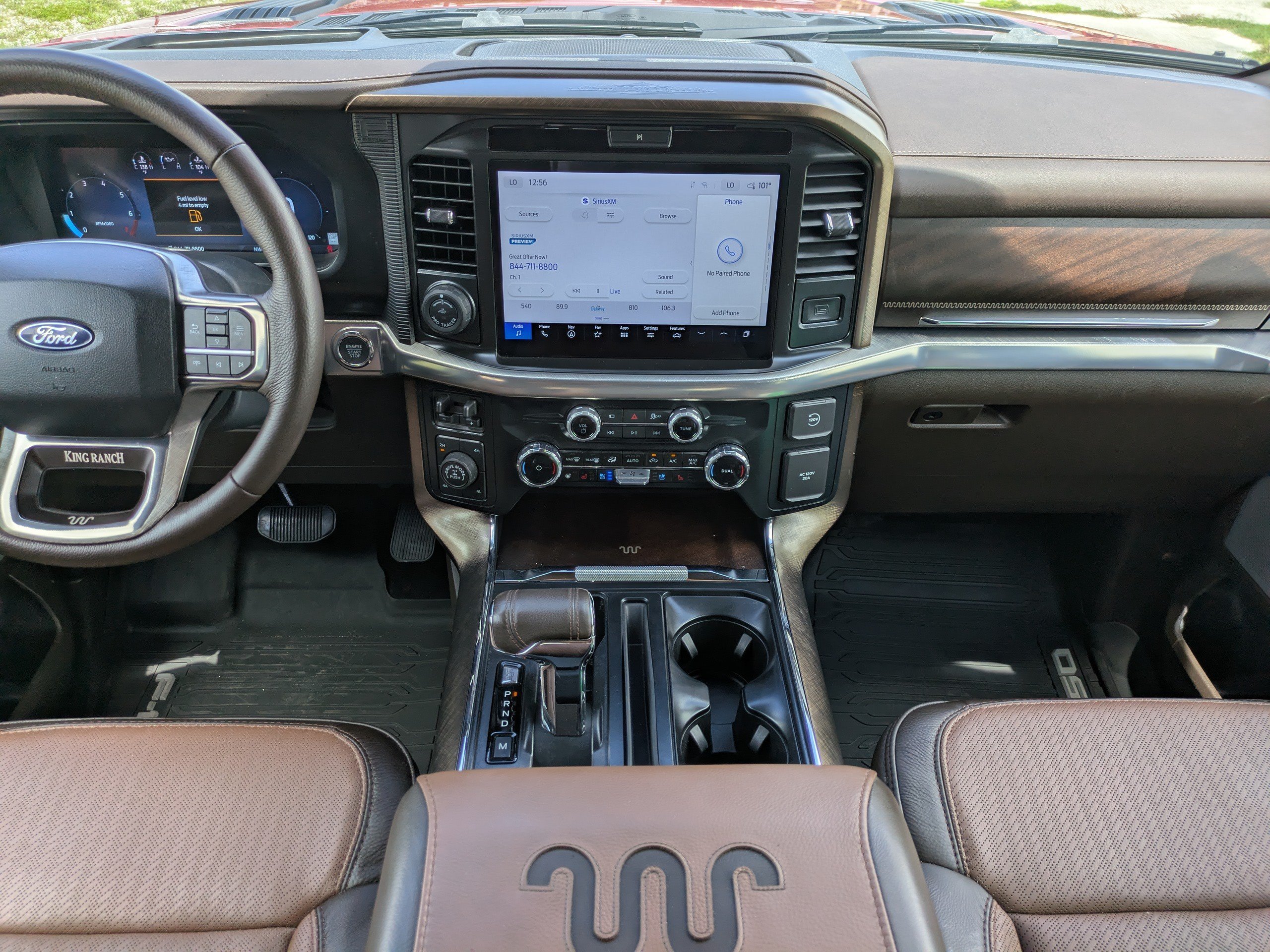 Used 2025  Ford King Ranch image 14