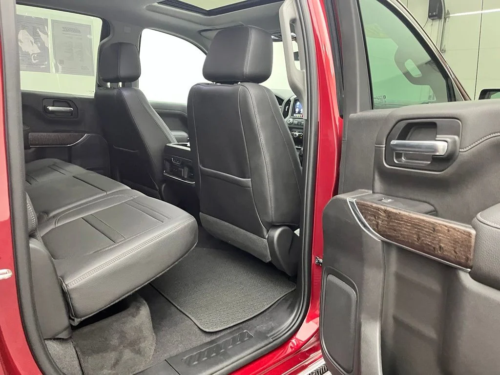 Used 2020 Red GMC Denali image 35