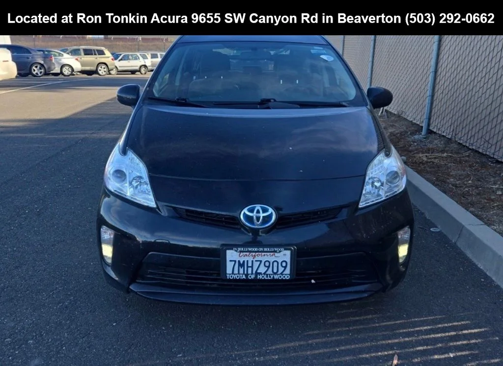 Used 2015 Black Toyota Two image 3