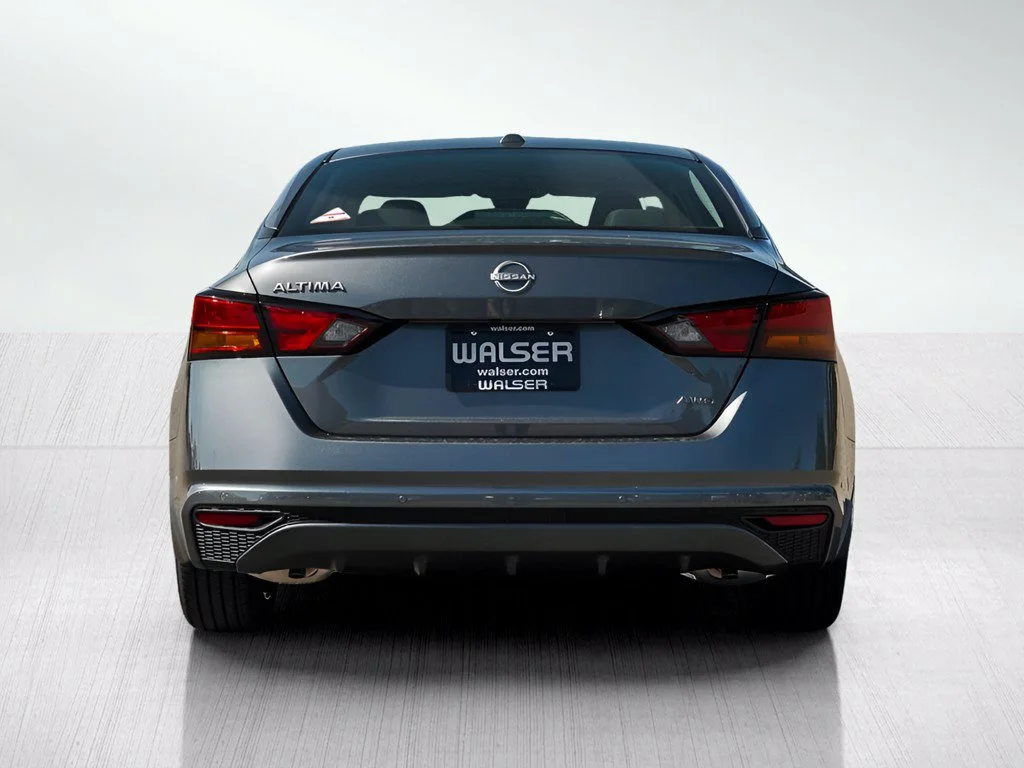 New 2026 Gun Metallic Nissan 2.5 SV image 5