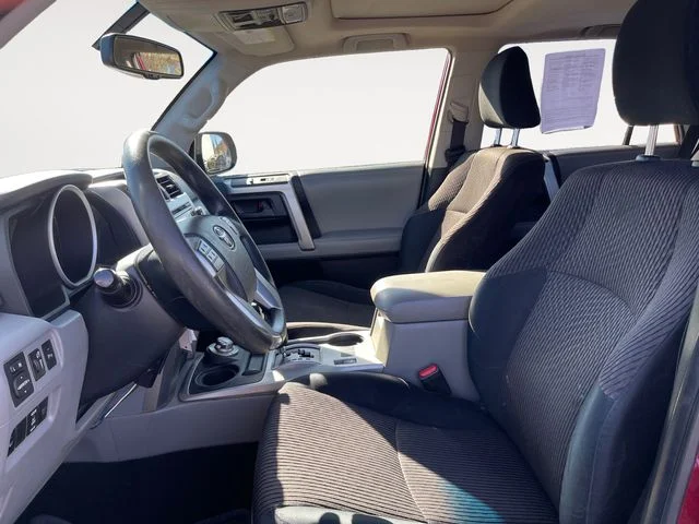Used 2013 Red Toyota SR5 image 9