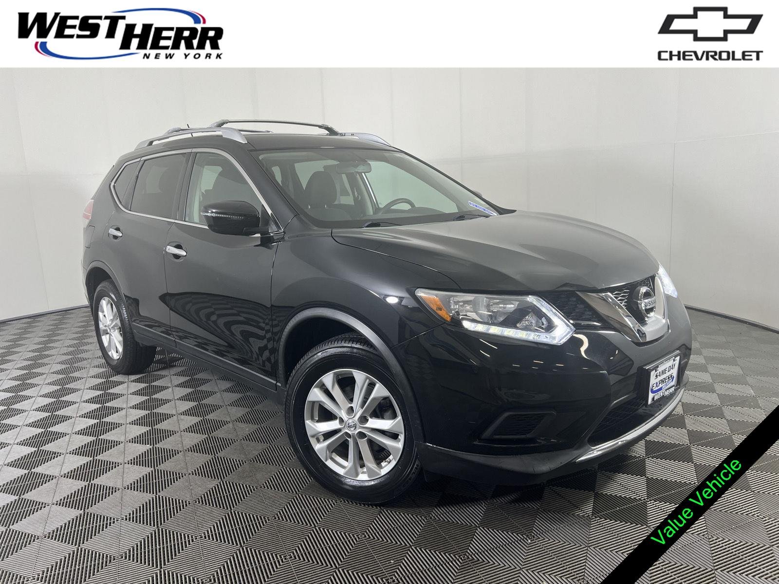 Used 2016 Magnetic Black Nissan SV image 1