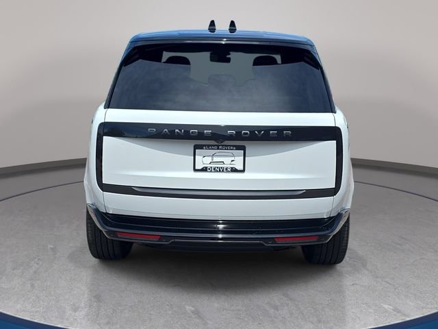 New 2026 Fuji White Land Rover SE image 6