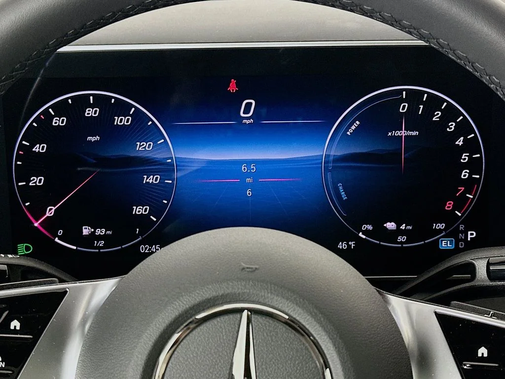 Used 2025 Gray Mercedes-Benz GLC 350e image 12