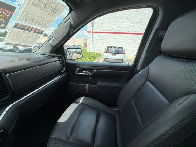 Used 2025 Black GMC SLT image 46