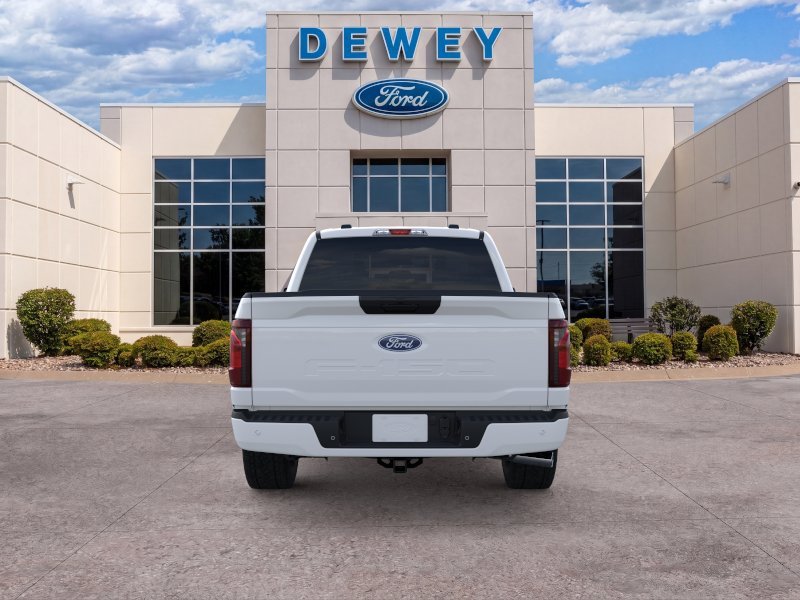 New 2026 Oxford White Ford XLT image 5