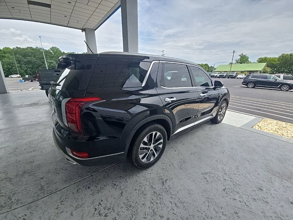 Used 2022 Abyss Black Pearl Hyundai SEL image 15