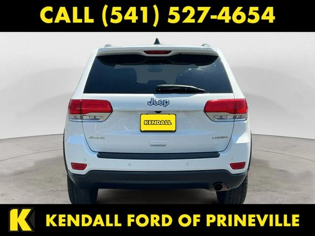 Used 2019 Bright White Clearcoat Jeep Laredo image 6