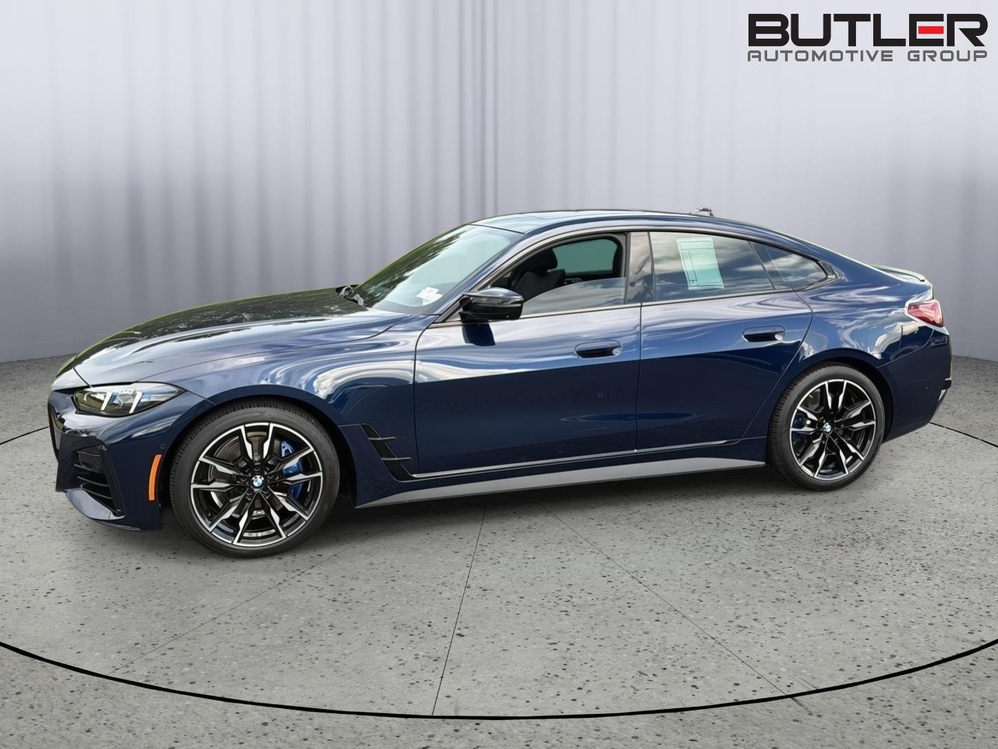 Used 2025 Tanzanite Blue II Metallic BMW M440i xDrive image 3