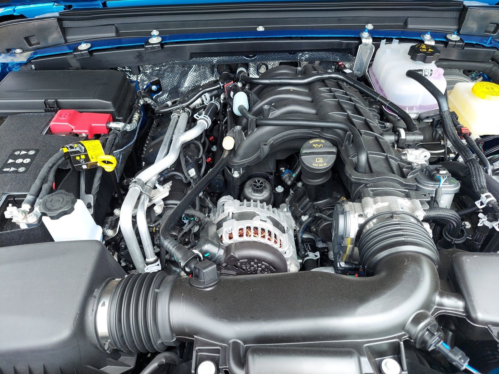 New 2026 Hydro Blue Pearlcoat Jeep Sport image 27