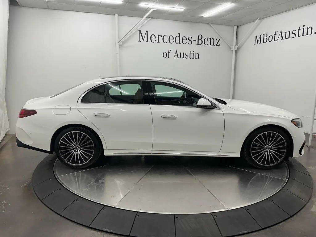 New 2027 White Mercedes-Benz E 350 image 8