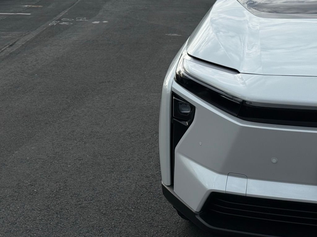 2026 Toyota bZ XLE - Photo 9