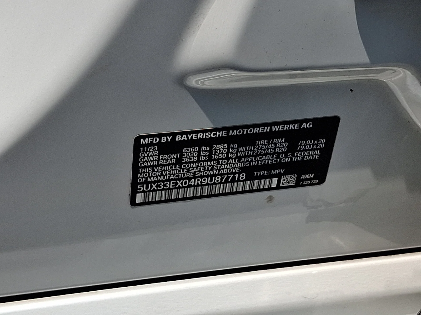 Used 2024 Mineral White Metallic - A96 BMW xDrive40i image 25