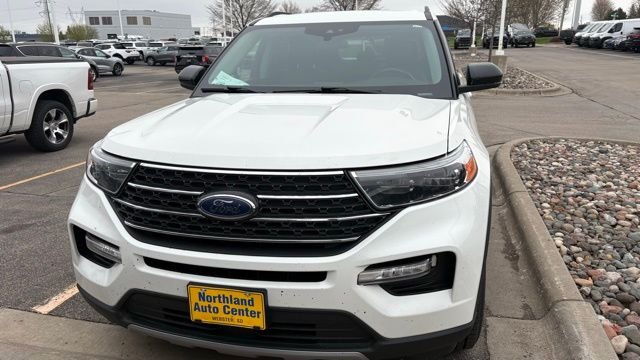 Certified Used 2024 White Ford XLT image 2
