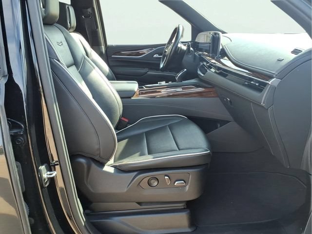 Used 2023 BLACK RAVEN Cadillac 4WD Premium Luxury image 25