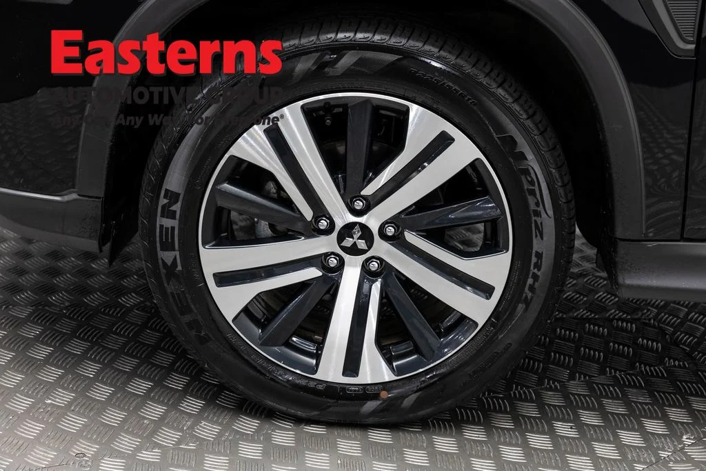 Used 2025 Black Mitsubishi 2.0 ES image 31
