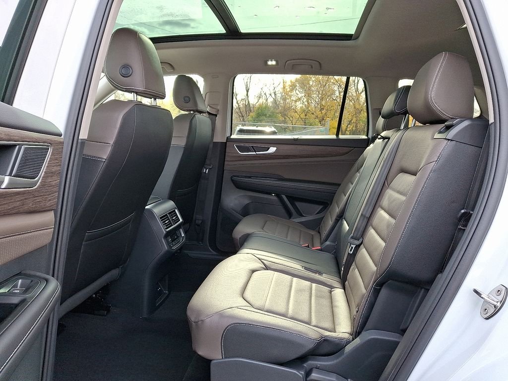 2026 Volkswagen Atlas SEL - Photo 5