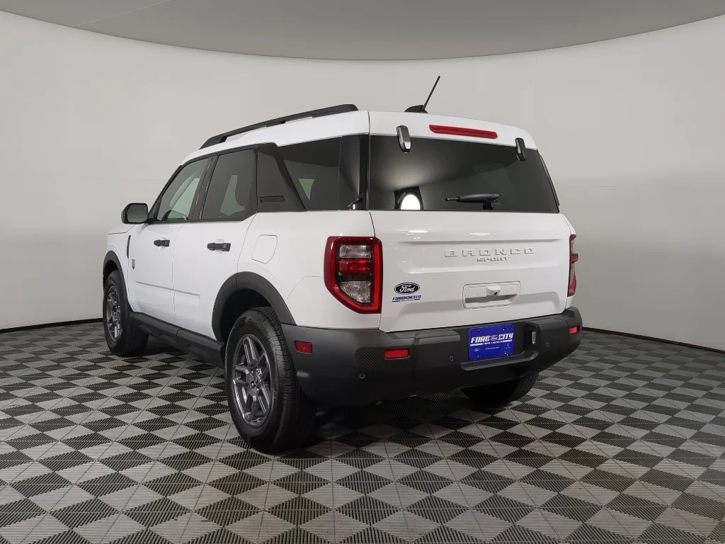 New 2026 OXFORD WHITE Ford Big Bend image 6