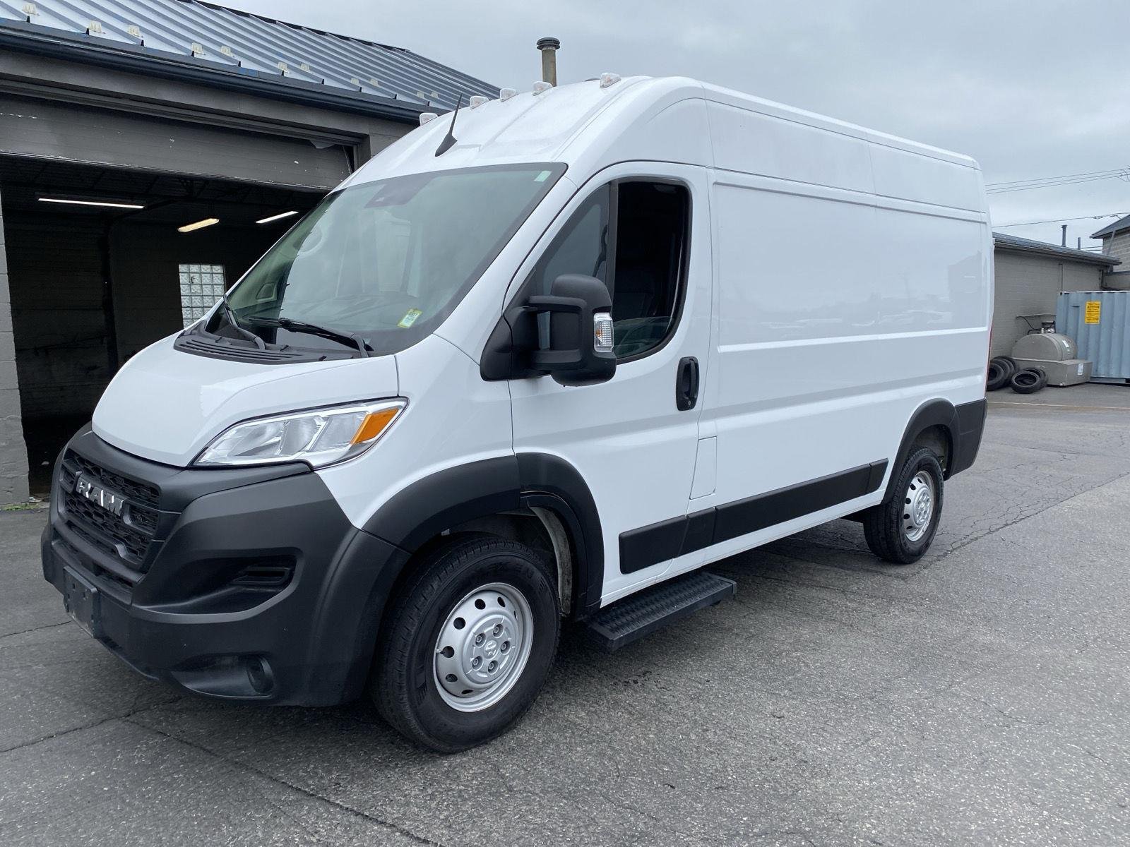 Used 2023 Bright White Clearcoat Ram  image 3