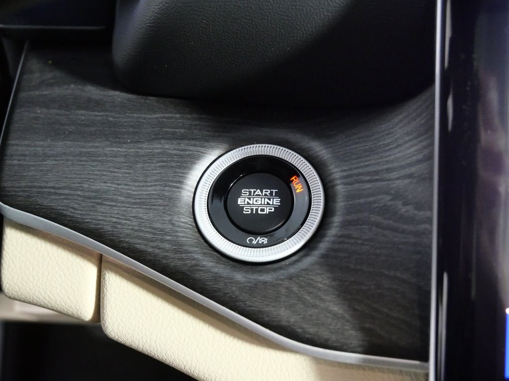 Used 2023 Black Jeep Limited image 21