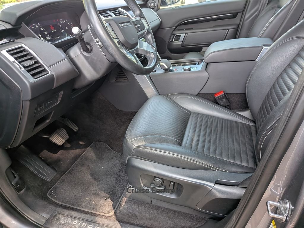 Used 2021  Land Rover S image 16
