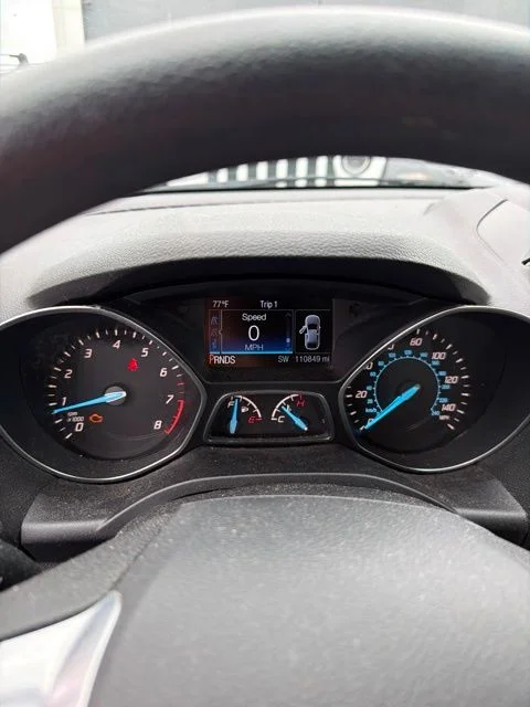 Used 2016 Gray Ford SE image 19