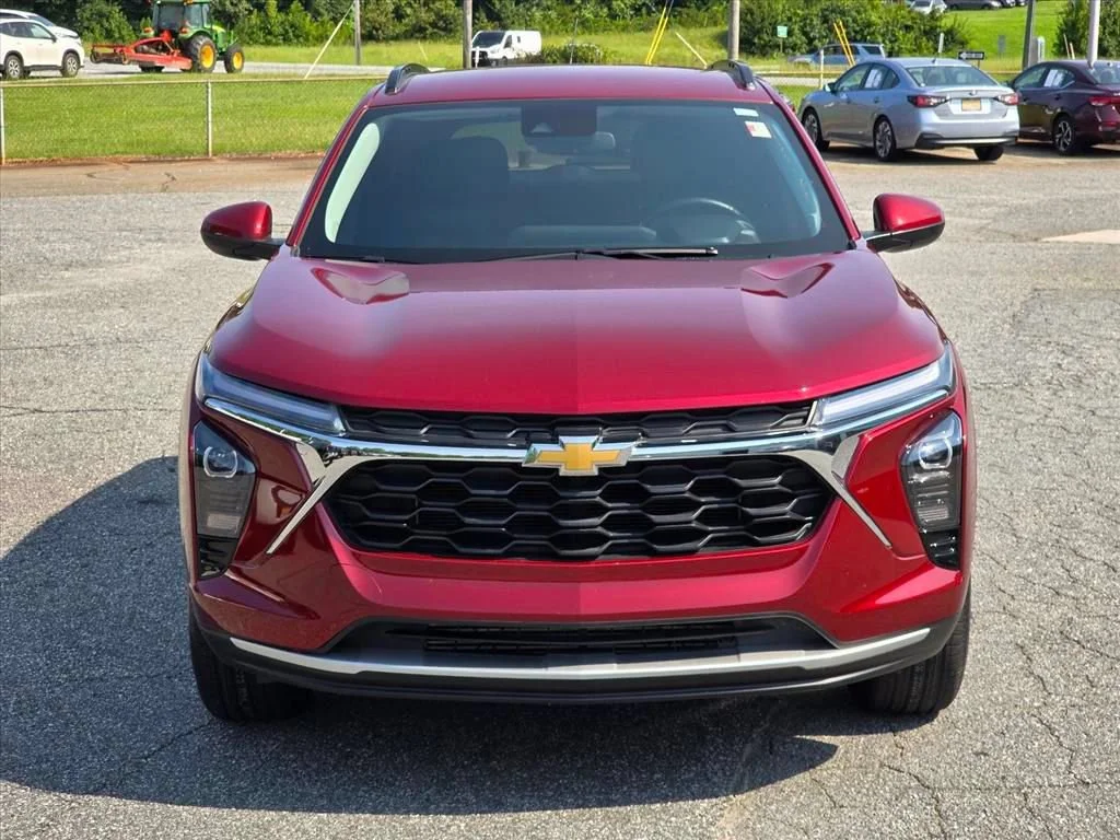 Used 2025 Crimson Metallic Chevrolet LT image 22