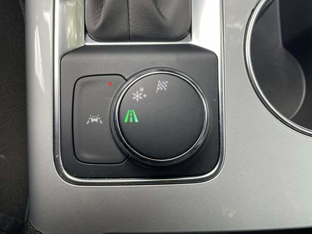 Used 2022 Black Chevrolet LT image 29