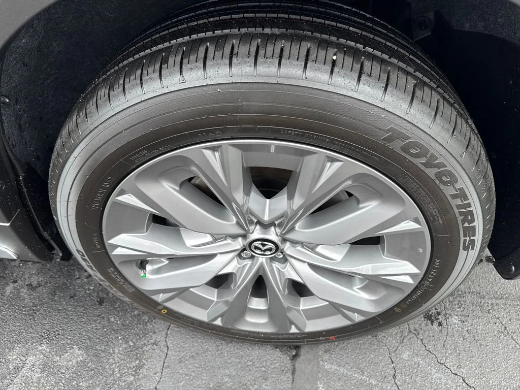 New 2026 Platinum Mazda 3.3 Turbo Premium Plus image 34