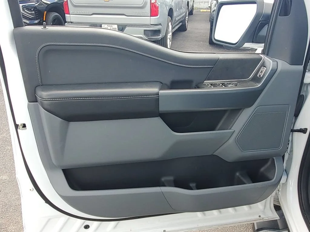 Used 2024 White Ford XLT image 28