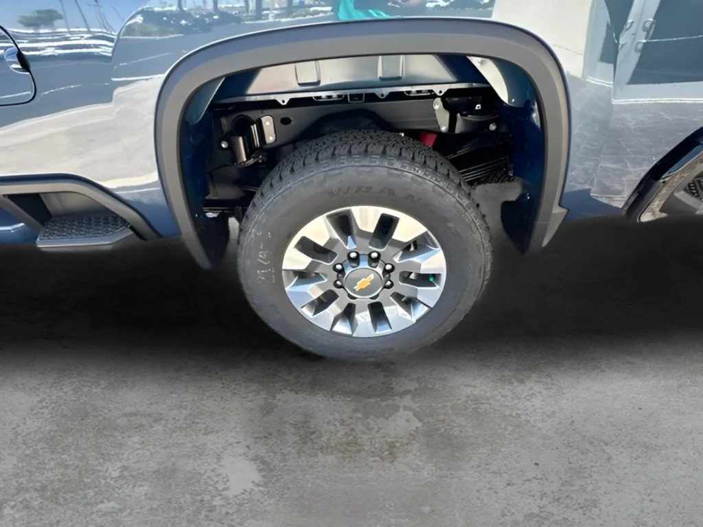 New 2026 Lakeshore Blue Metallic Chevrolet Custom image 30
