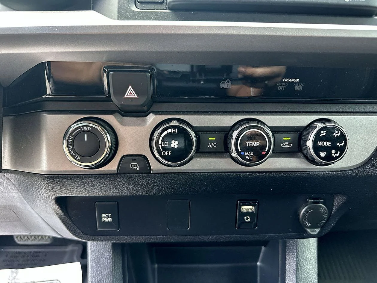 Used 2017 Black Toyota SR5 image 21