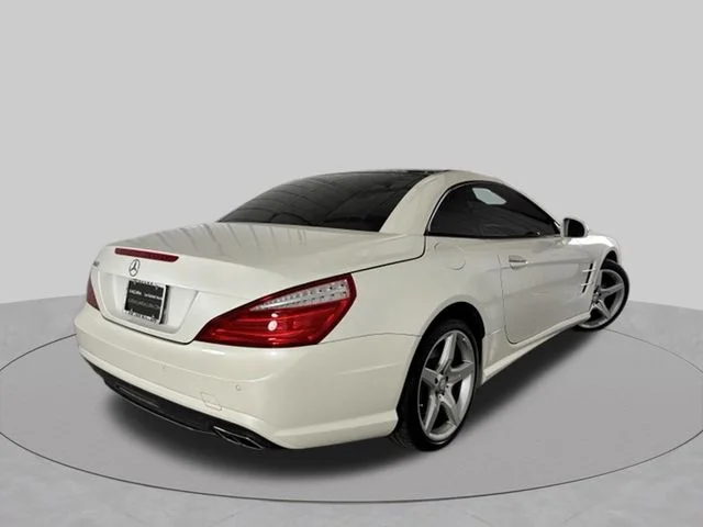 Used 2015 White Mercedes-Benz SL 400 Roadster image 7