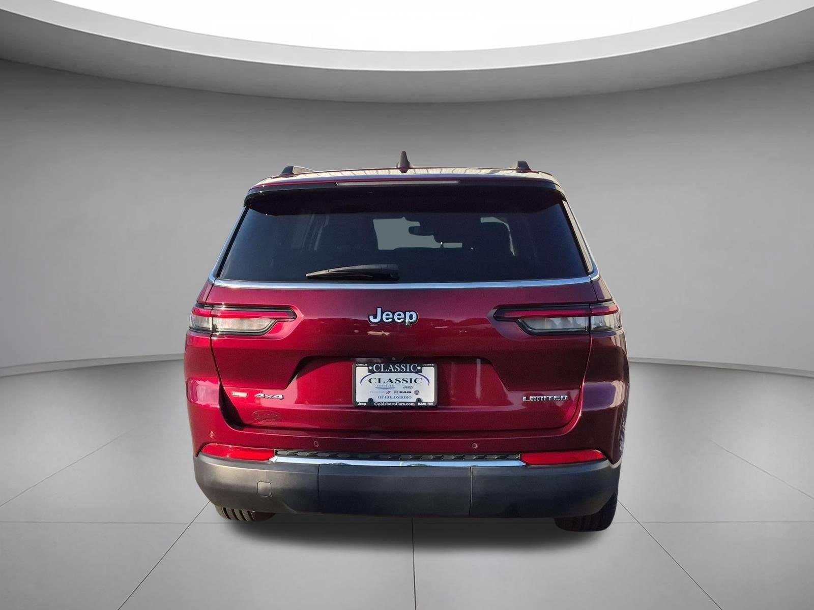 Used 2021 Velvet Red Pearlcoat Jeep Limited image 4