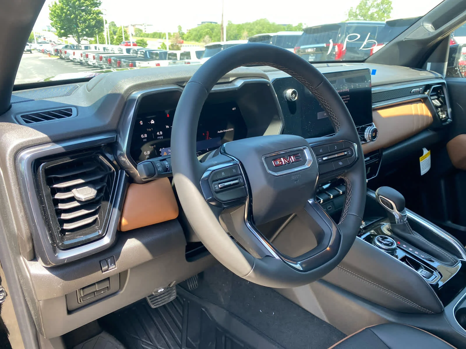New 2026 Onyx Black GMC AT4 image 8