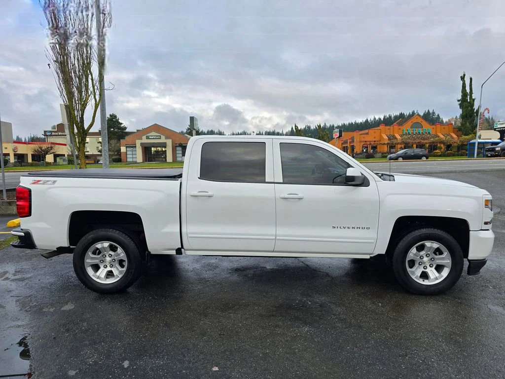 2017 Chevrolet Silverado 1500 LT - Photo 8