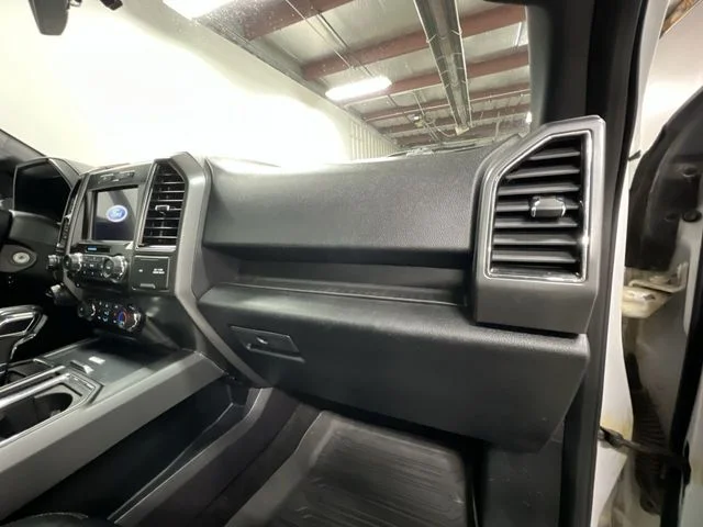 Used 2018  Ford XLT image 29