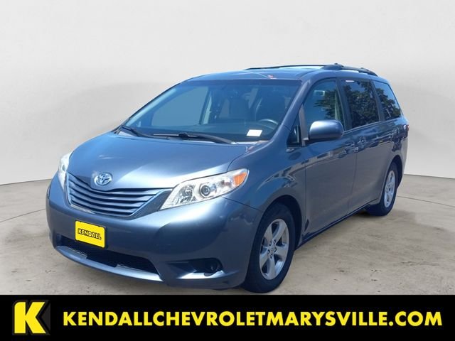 2017 Toyota Sienna LE