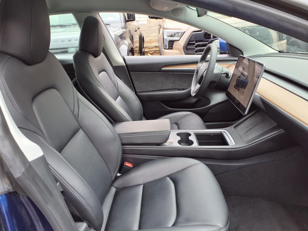Used 2023  Tesla SR Plus image 21