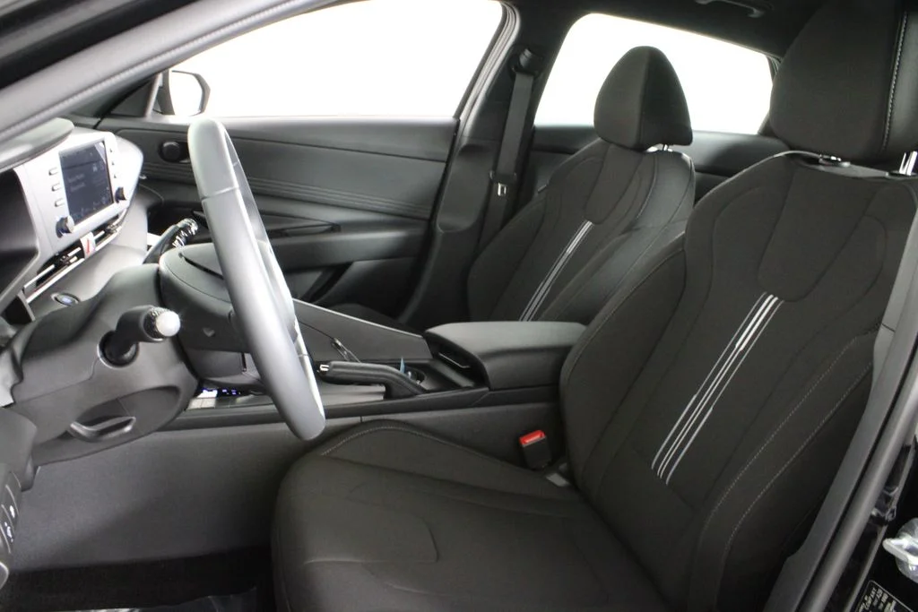 Used 2026 Black Hyundai SEL Sport image 20