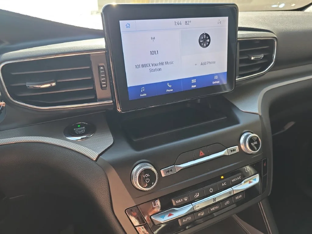 Used 2020 Black Ford XLT image 29