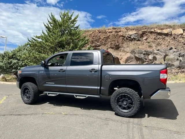 Used 2020 Magnetic Gray Metallic Toyota SR5 image 12