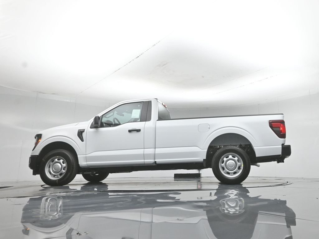 New 2026 Oxford White Ford XL image 41